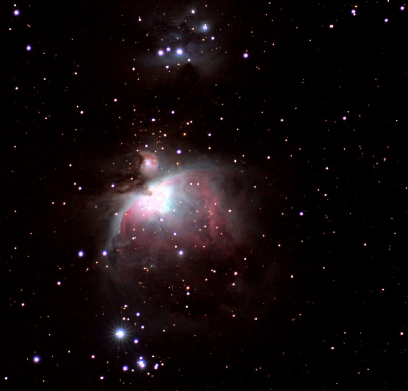 Orion-köd (M42-M43) 2010. november 14., Tata, Canon EOS 1000D, Tair 5,6/300, ISO 800, exp: 3 x 0,5 perc + 3 x 3 perc + 3 x 5 perc (Nagy Sándor)